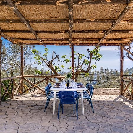 Villa Rusinella Minimalist Retreat With Sea Views มัสซาลูเบรนเซ ภายนอก รูปภาพ