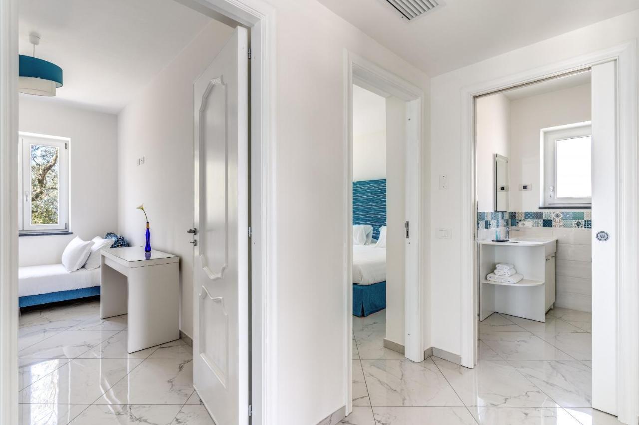 Villa Rusinella Minimalist Retreat With Sea Views มัสซาลูเบรนเซ ภายนอก รูปภาพ