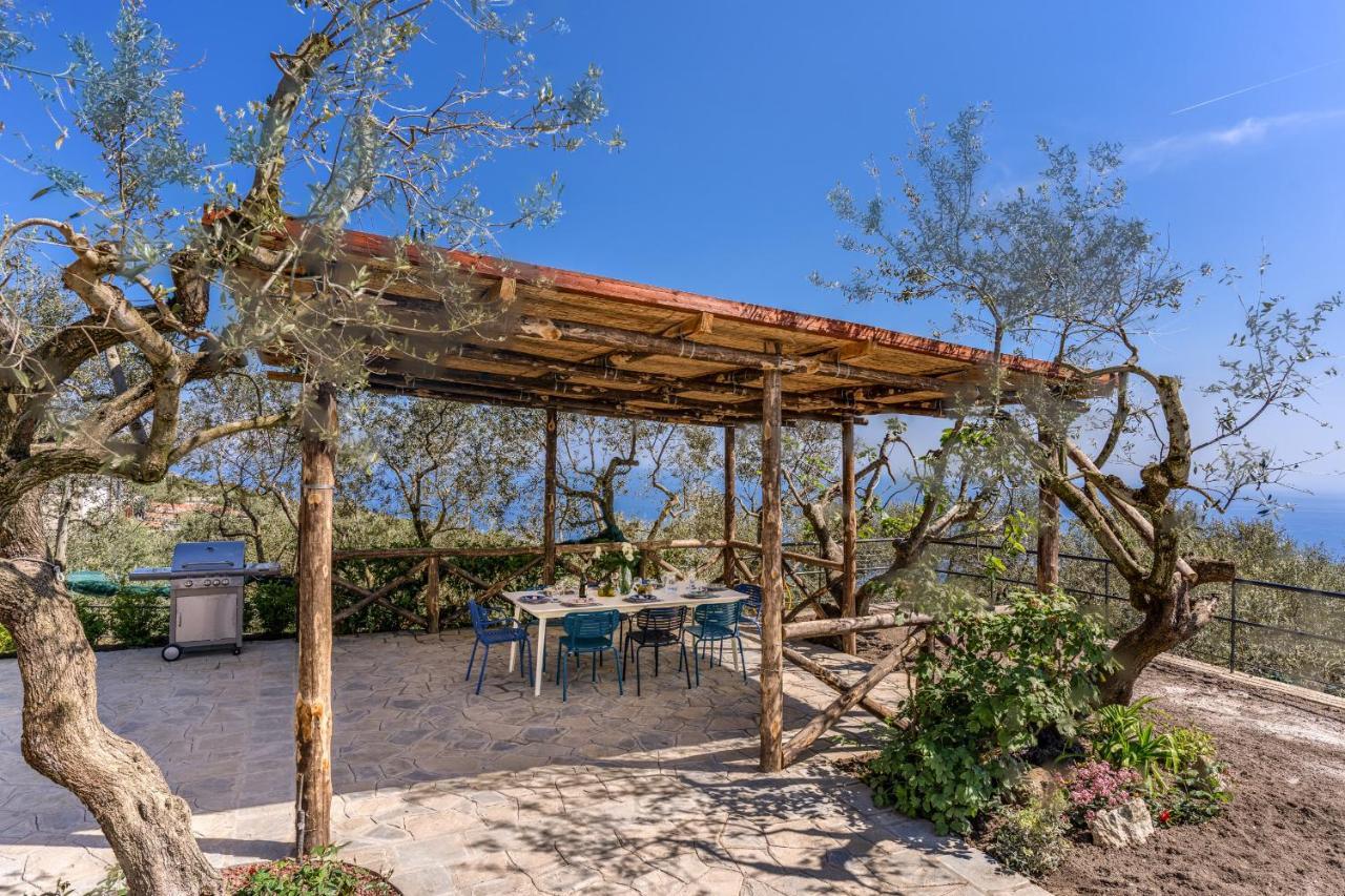 Villa Rusinella Minimalist Retreat With Sea Views มัสซาลูเบรนเซ ภายนอก รูปภาพ